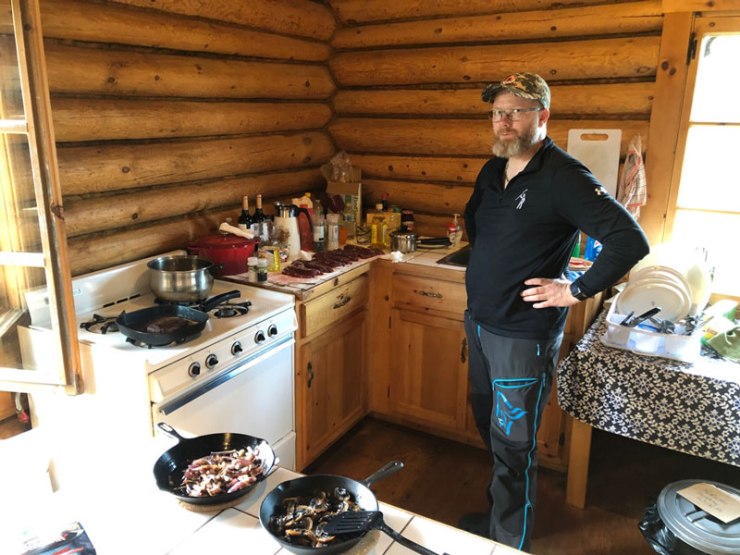 Bjørnejegeren-lager-middag